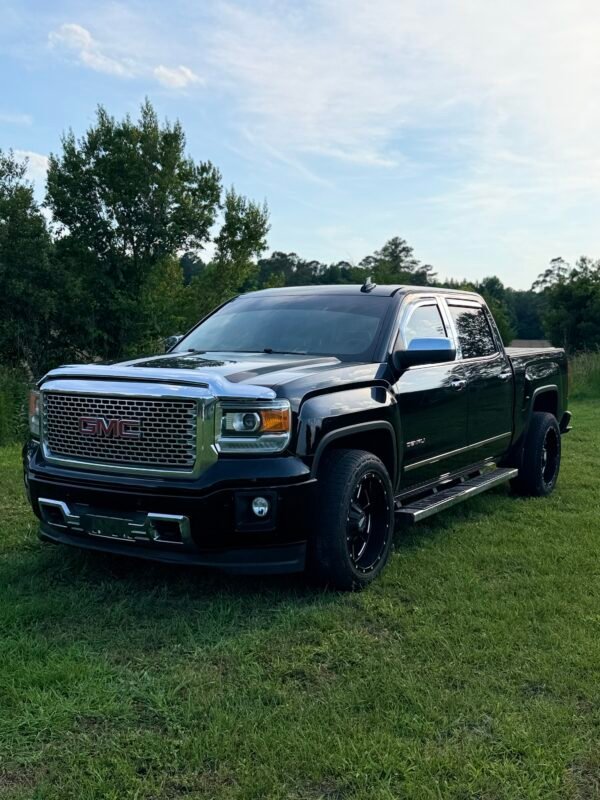 img_4331-2 2015 GMC SIERRA 1500 DENALI CREW CAB | 83K MILES