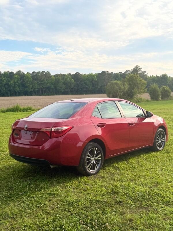 2019 TOYOTA COROLLA LE | 100K MILES