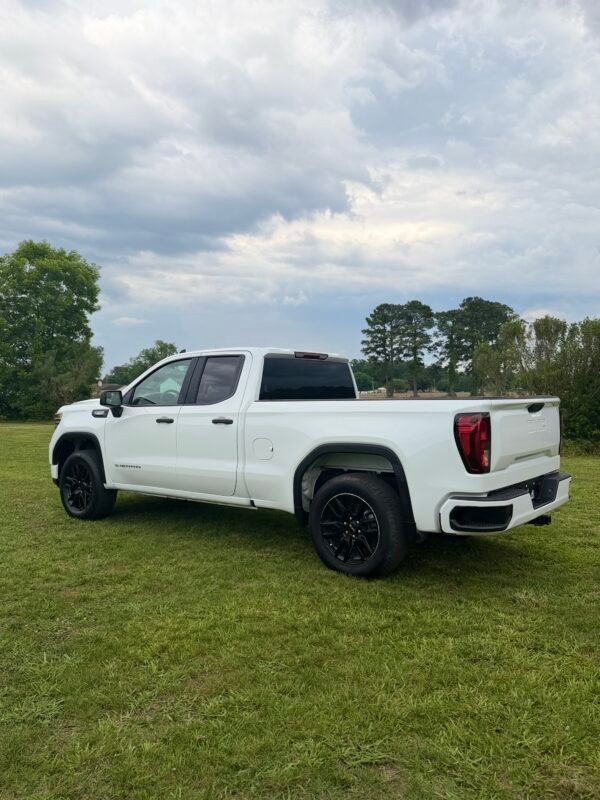 2025 GMC SIERRA DOUBLE CAB | 3,500