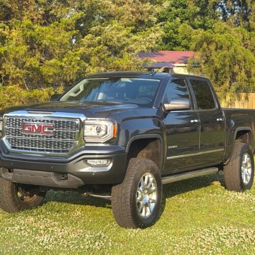 2017 GMC SIERRA DENALI 112 K MILLAS