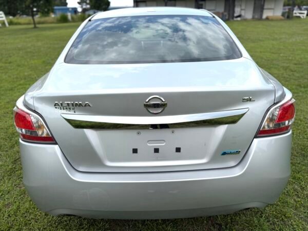 2014 Nissan Altima 2.4 L SL