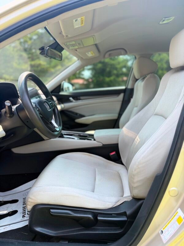2018 Honda Accord LX Sedan 133 K Millas