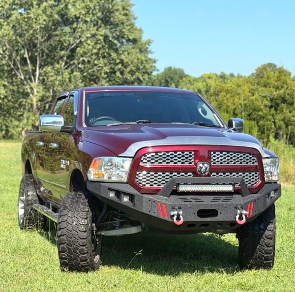 2017 RAM 1500 EXPRESS RWD 83 K MILES