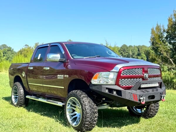 2017 RAM 1500 EXPRESS RWD 83 K MILES