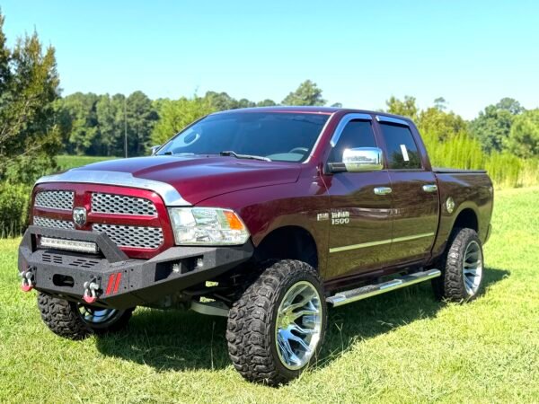 2017 RAM 1500 EXPRESS RWD 83 K MILES