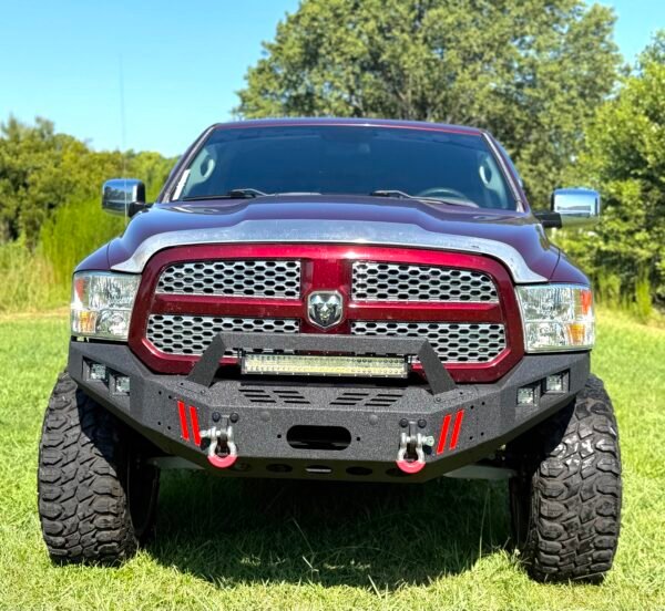 2017 RAM 1500 EXPRESS RWD 83 K MILES