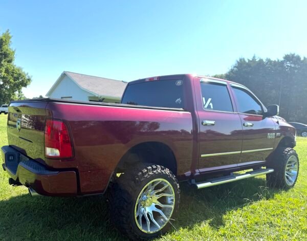 2017 RAM 1500 EXPRESS RWD 83 K MILES