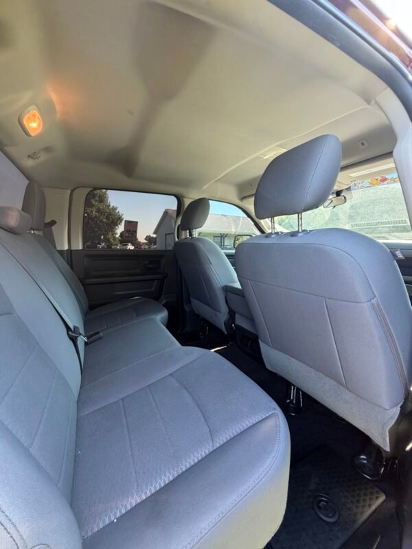 2017 RAM 1500 EXPRESS RWD 83 K MILES