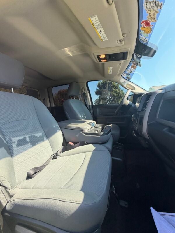 2017 RAM 1500 EXPRESS RWD 83 K MILES