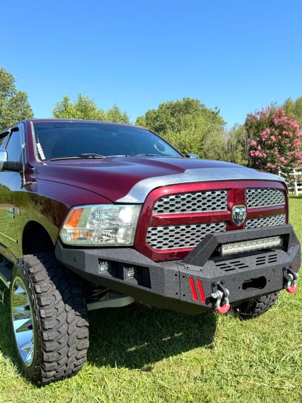2017 RAM 1500 EXPRESS RWD 83 K MILES