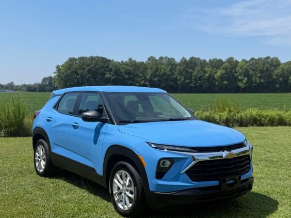 2024 CHEVROLET TRAILBLAZER LS 22 K MILES