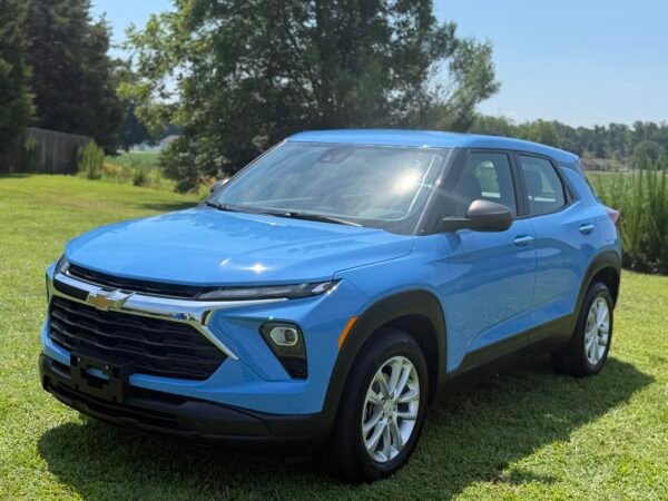 2024 CHEVROLET TRAILBLAZER LS 22 K MILES