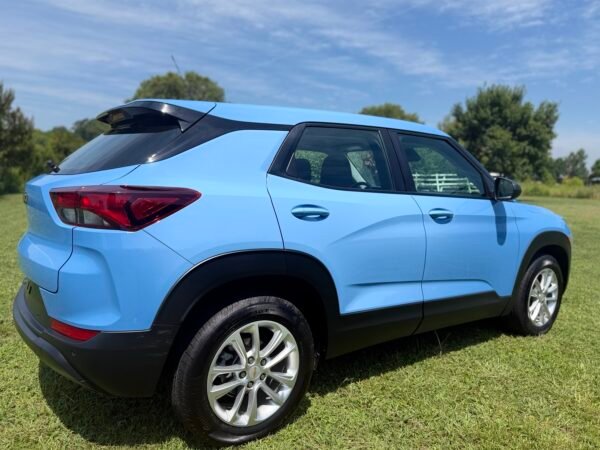 2024 CHEVROLET TRAILBLAZER LS 22 K MILES