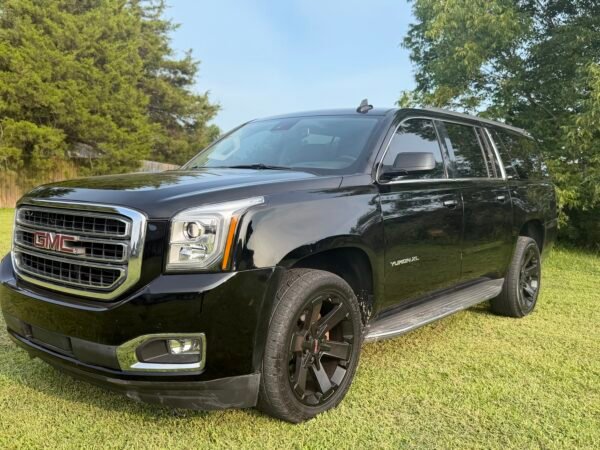 2019 GMC YUKON XL SLE 69 K MILLAS