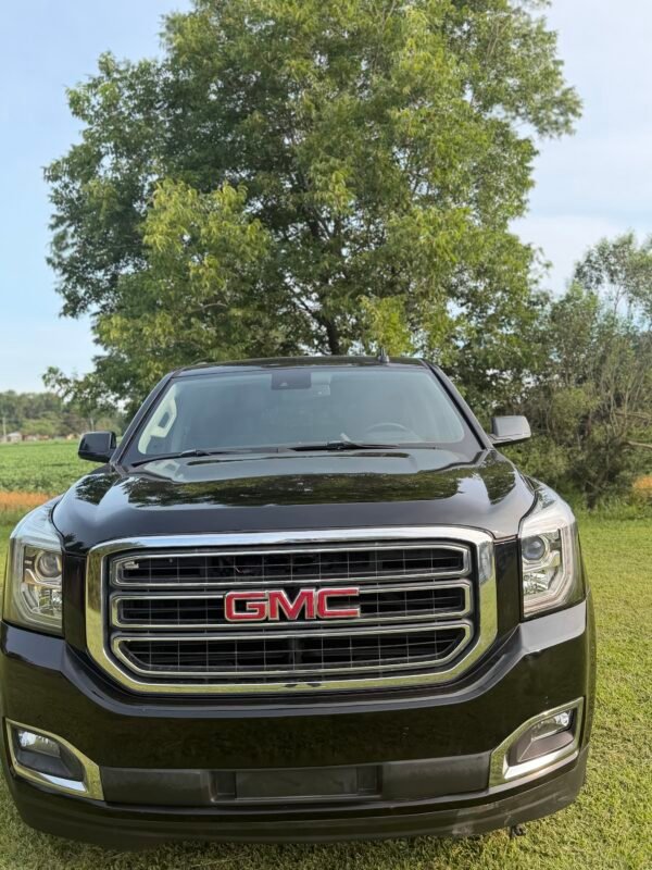 2019 GMC YUKON XL SLE 69 K MILLAS