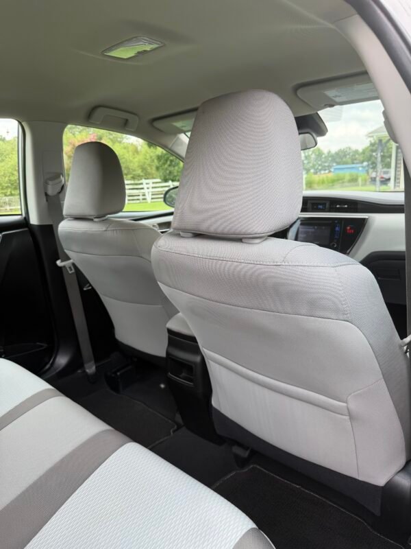 2018 TOYOTA COROLLA LE 92 K MILLAS