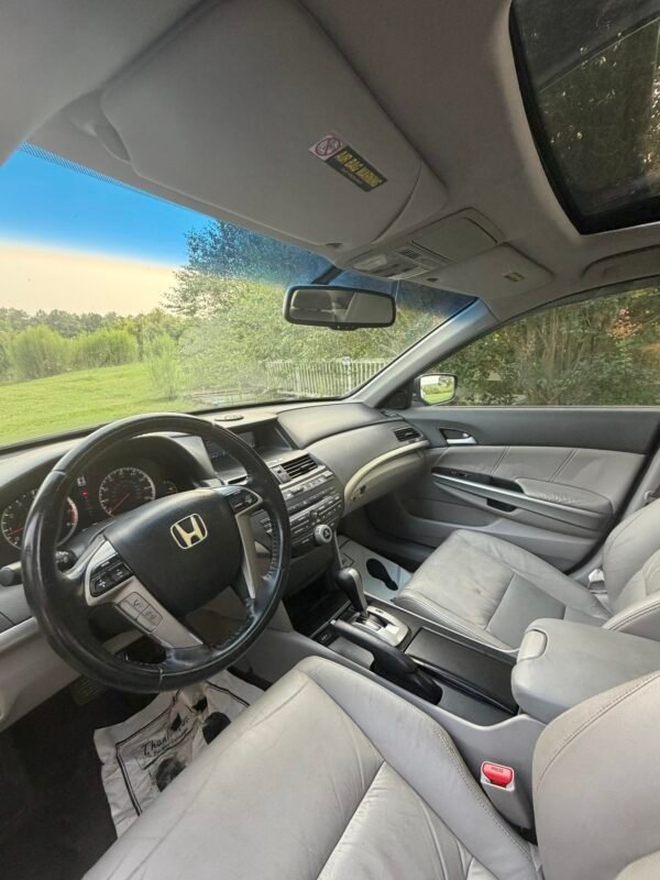 2010 HONDA ACCORD LX CON 153 MIL MILLAS