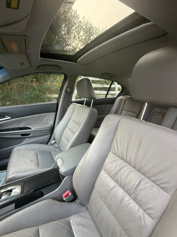 2010 HONDA ACCORD LX CON 153 MIL MILLAS
