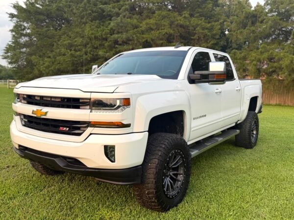 2016 Chevrolet Silverado Crew Cab LT 88 K MILLAS