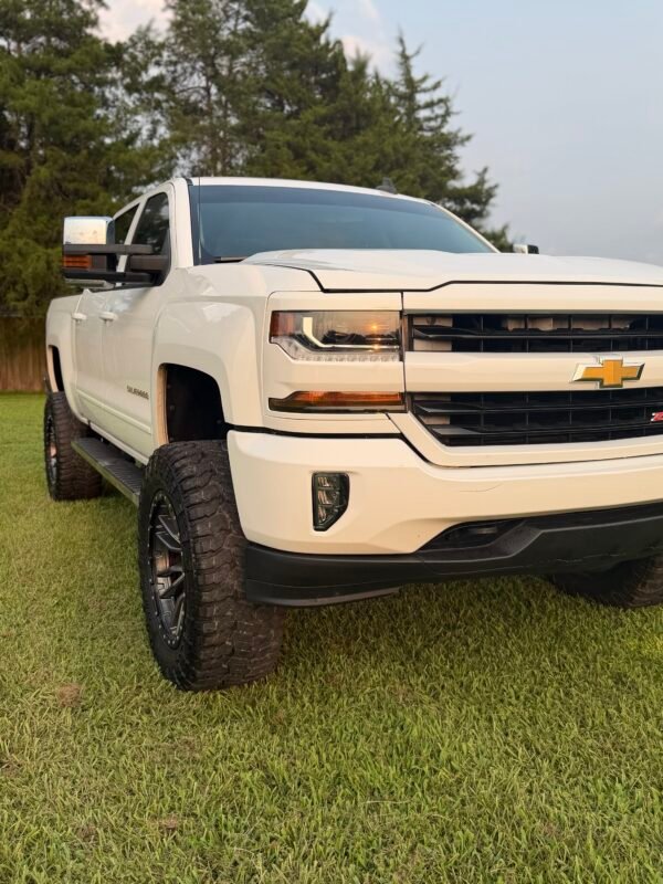 2016 Chevrolet Silverado Crew Cab LT 88 K MILLAS