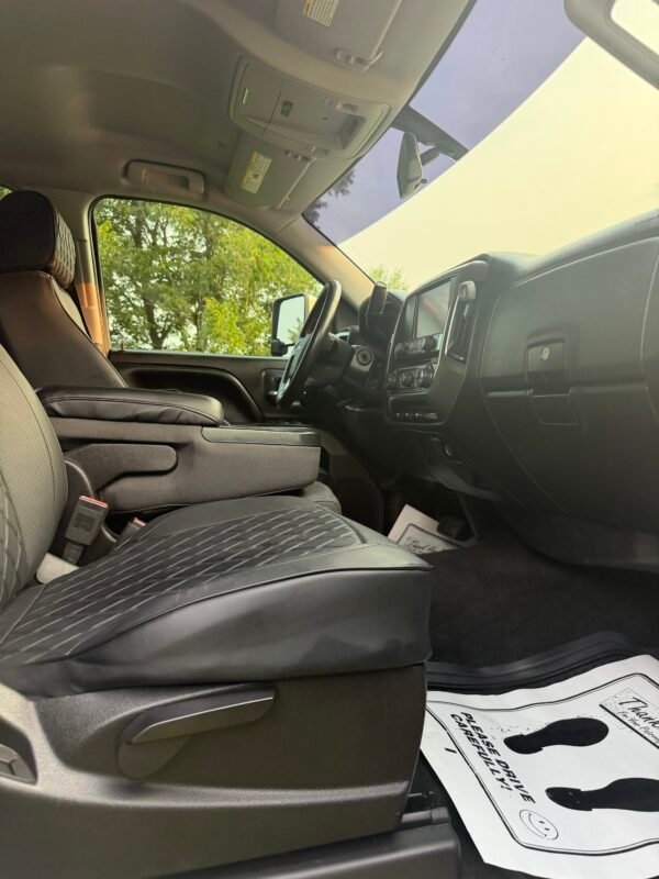 2016 Chevrolet Silverado Crew Cab LT 88 K MILLAS