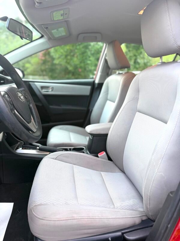 2016 TOYOTA COROLLA LE 155 MIL MILLAS