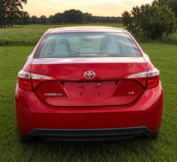 2016 TOYOTA COROLLA LE 155 MIL MILLAS