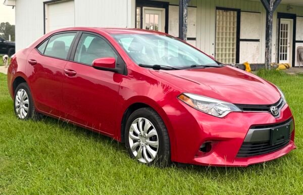 2016 TOYOTA COROLLA LE 155 MIL MILLAS