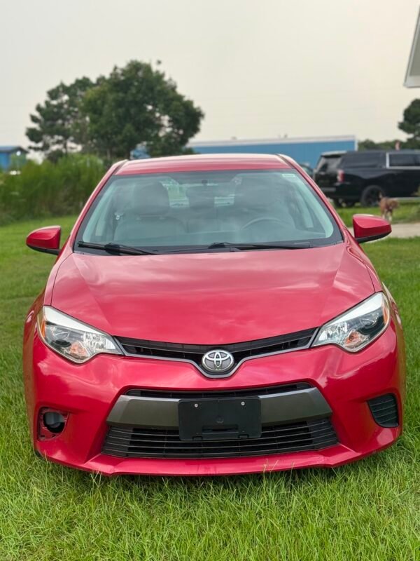 2016 TOYOTA COROLLA LE 155 MIL MILLAS