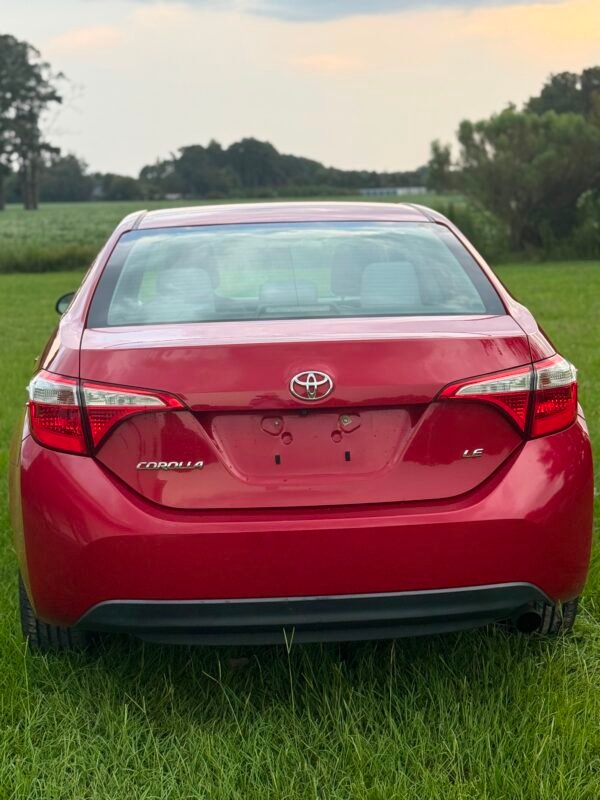 2016 TOYOTA COROLLA LE 155 MIL MILLAS