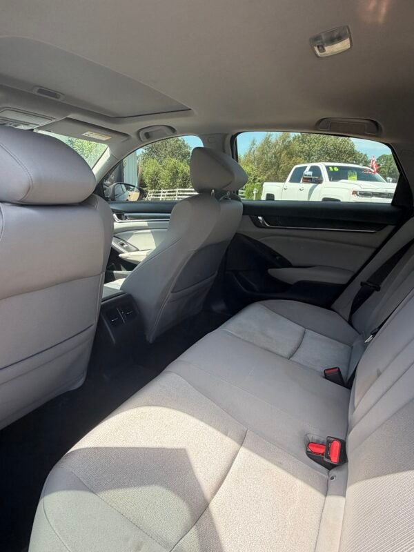 2018 HONDA ACCORD EX 200,000 MILLAS