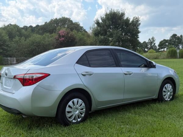 img_2421-2 2015 TOYOTA COROLLA L 174 MIL MILLAS