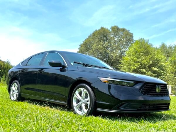 2025 HONDA ACCORD LX SEDAN 12 MIL MILLAS