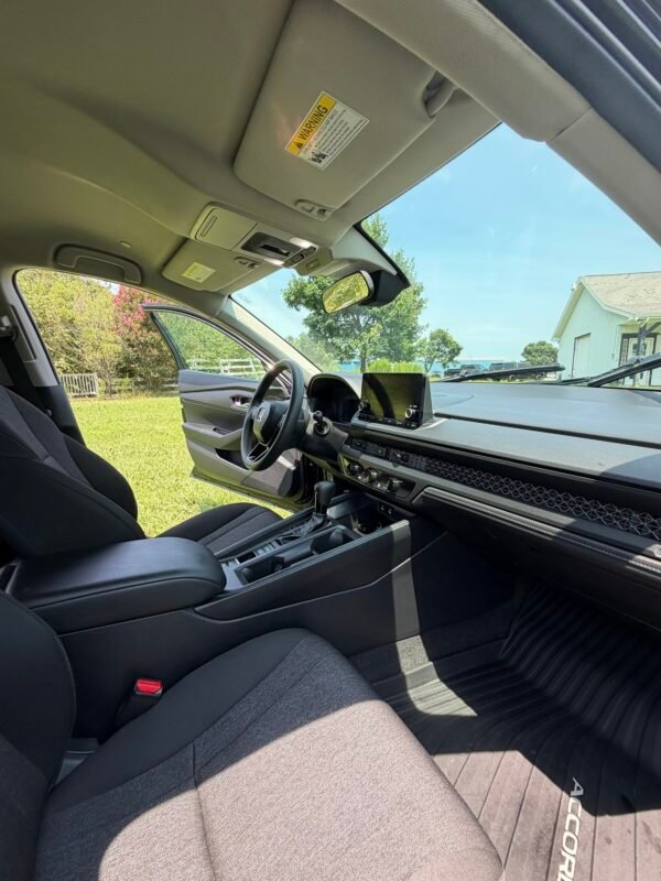 2025 HONDA ACCORD LX SEDAN 12 MIL MILLAS