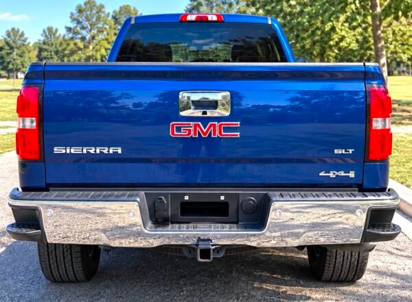 2014 GMC SIERRA SLT 117,000 MILLAS