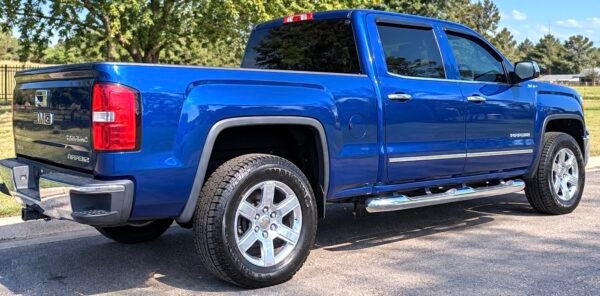 2014 GMC SIERRA SLT 117,000 MILLAS