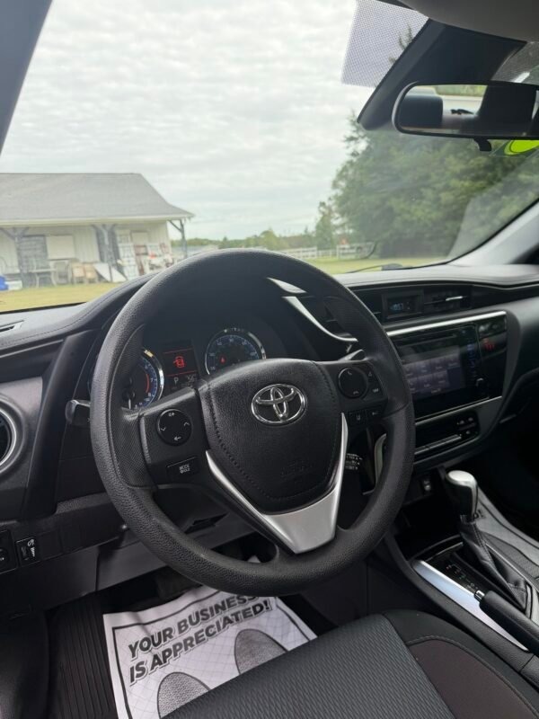 2018 TOYOTA COROLLA LE SEDAN 53 MIL MILLAS