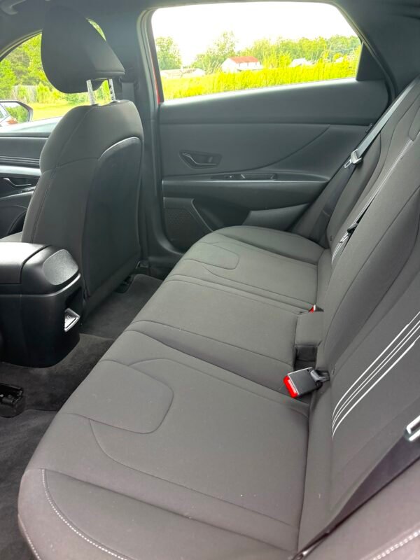 2025 HYUNDAI ELANTRA SEL SPORT 30 MIL MILLAS