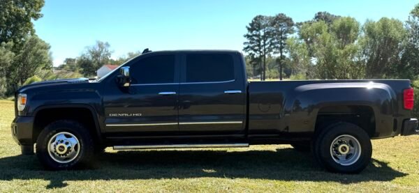 2016 GMC SIERRA 3500HD DENALI 244 K MILES