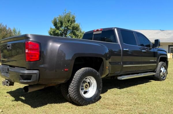 2016 GMC SIERRA 3500HD DENALI 244 K MILES