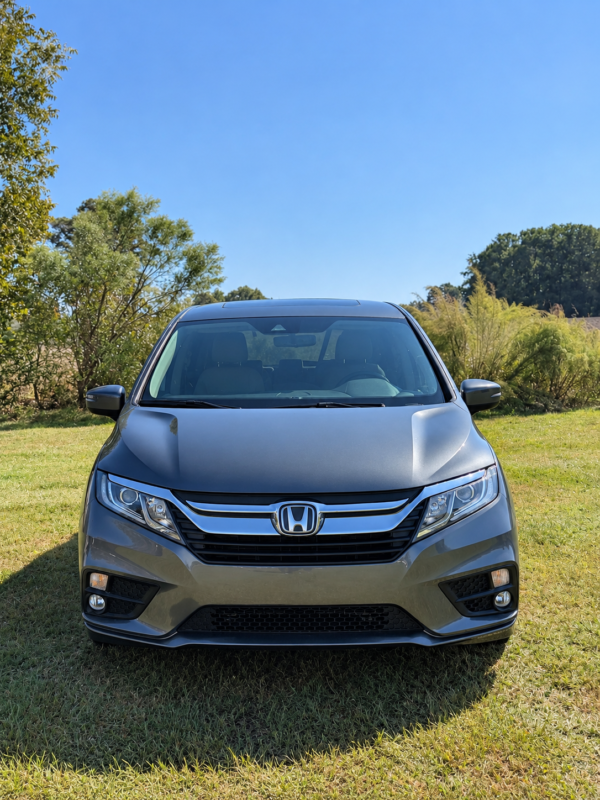 1e033d39-1545-477b-a000-2f1e9f2f3a9d-5 2019 HONDA ODYSSEY EXL 47,000 MILLAS