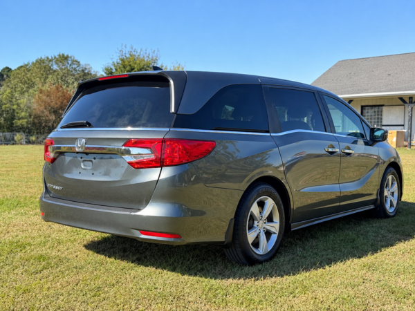 79117fac-74fe-41bd-9dff-79989e30e357-3 2019 HONDA ODYSSEY EXL 47,000 MILLAS