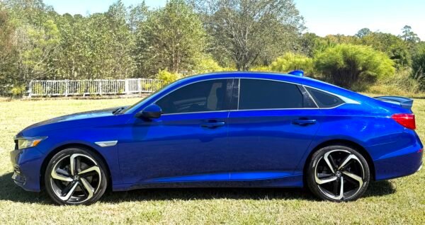 img_5737-5 2020 HONDA ACCORD SPORT 41,000 MILLAS