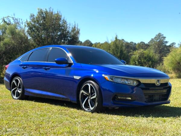 img_5741-3 2020 HONDA ACCORD SPORT 41,000 MILLAS