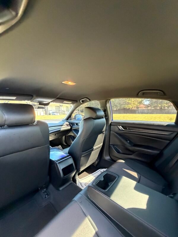 img_5749-5 2020 HONDA ACCORD SPORT 41,000 MILLAS