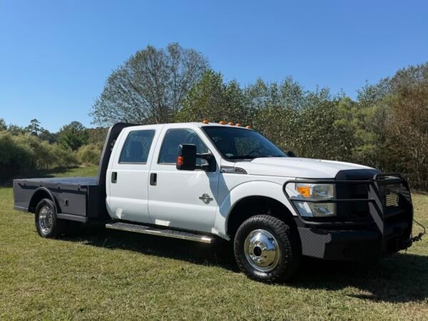2015 FORD F350 SUPER DUTY CREW CAB 194,000 MILES