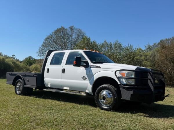 2015 FORD F350 SUPER DUTY CREW CAB 194,000 MILES