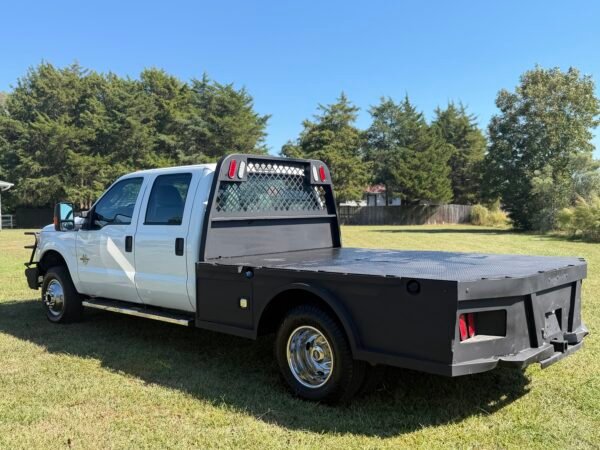 2015 FORD F350 SUPER DUTY CREW CAB 194,000 MILES