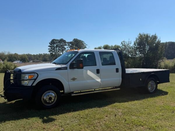 2015 FORD F350 SUPER DUTY CREW CAB 194,000 MILES